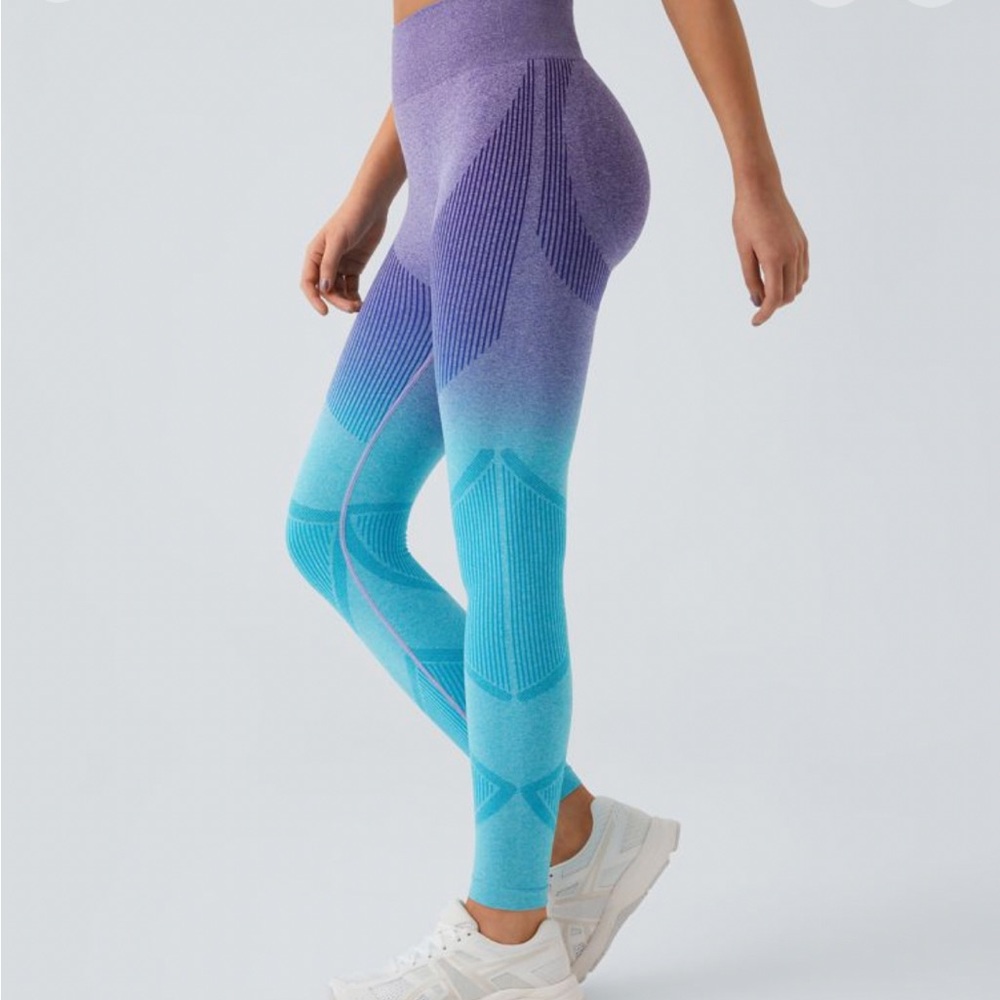 Halara Seamless flow high waisted gradient running legging